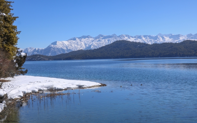 winter in Rara lake