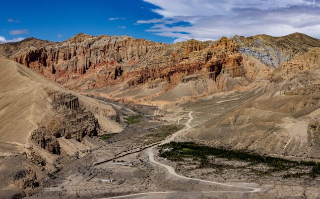 Upper mustang