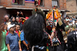 Layaku Bhaila naach, Thimi