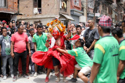 Layaku Bhaila naach, Thimi