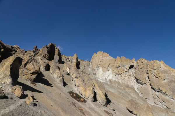 Tilicho Lake Trek