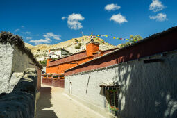 Chhoser Village, Upper Mustang