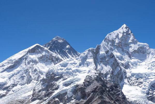 Mt Everest close-up view