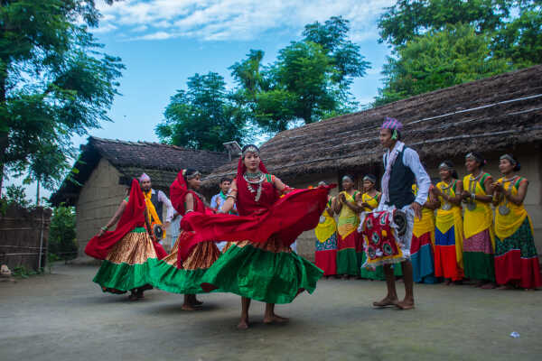 Tharu Dance