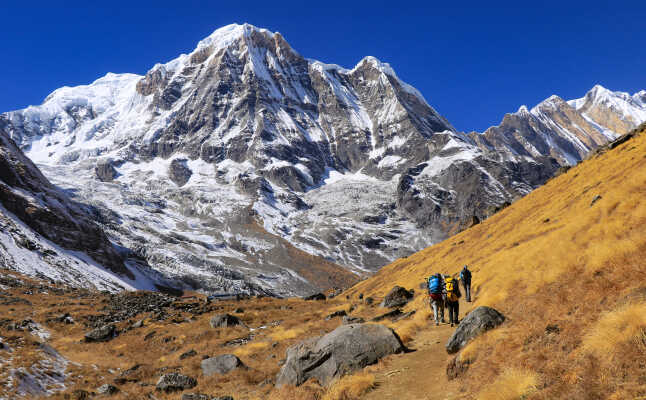 on the way to annapurna base camp