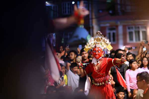 Daangi deity performing during Layaku Bhaila