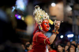 Daangi deity performing during Layaku Bhaila