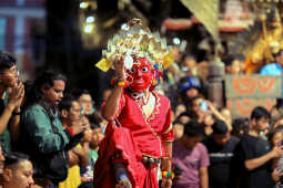 Daangi deity performing during Layaku Bhaila