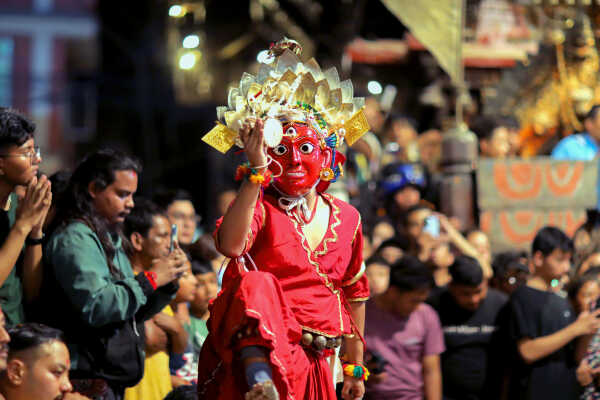 Daangi deity performing during Layaku Bhaila