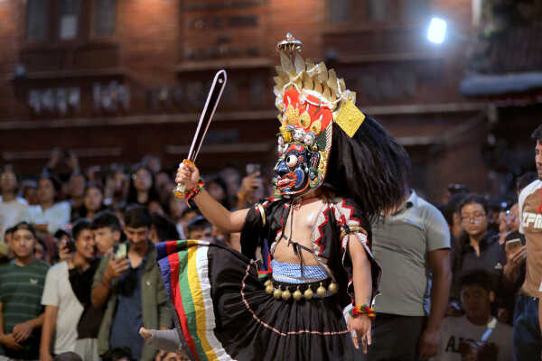 Bhaila deity performing during Layaku Bhaila