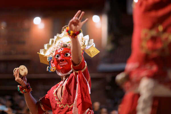 Daangi deity performing during Layaku Bhaila