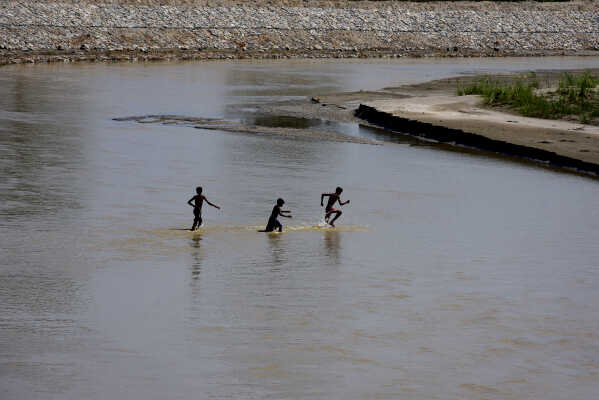 Riverside Moments in Rangeli