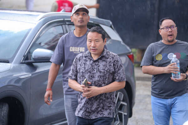 CPN (Maoist Centre) Leader Barsaman Pun Attends Meeting on Gen Z Movement and Internal Party Disputes
