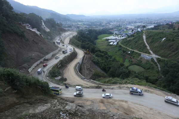 Minister Kulman Ghising Inspects Suryabinayak–Dhulikhel Road Construction Works (13)