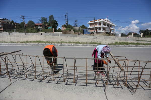 Minister Kulman Ghising Inspects Suryabinayak–Dhulikhel Road Construction Works (5)