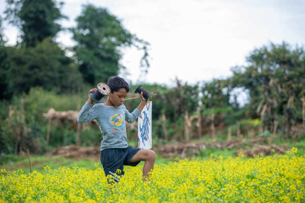 Kids Flying a Kite