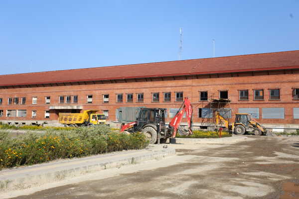 Minister Kulman Ghising Conducts On-Site Inspection of Federal Parliament Building
