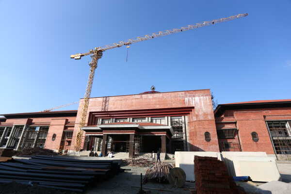 Minister Kulman Ghising Conducts On-Site Inspection of Federal Parliament Building