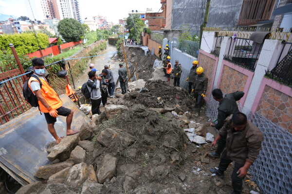 Road Repair Begins After Manumati River Flood Damages Area Near Kohinoor Housing, Kathmandu (2)