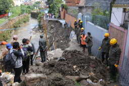 Road Repair Begins After Manumati River Flood Damages Area Near Kohinoor Housing, Kathmandu (3)