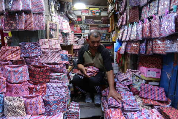 Tihar Festival Spirit Lights Up Kathmandu’s Traditional Markets