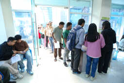 Voter Registration Crowds Increase Ahead of Upcoming Election in Nepal