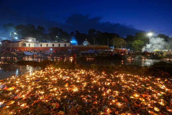 Balachaturdashi Ritual at Pashupatinath Devotees Offer Shatbij in Honor of Ancestors