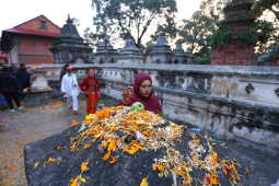Balachaturdashi Ritual at Pashupatinath Devotees Offer Shatbij in Honor of Ancestors
