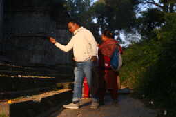 Balachaturdashi Ritual at Pashupatinath Devotees Offer Shatbij in Honor of Ancestors