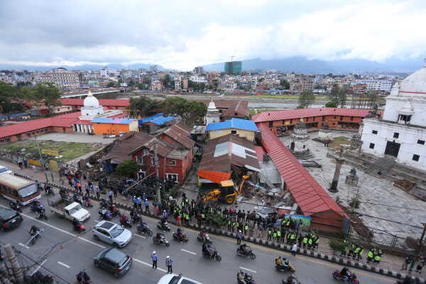 Kathmandu Metropolitan City Demolishes Illegal Structures in Thapathali Heritage Area (14)