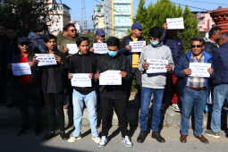 Sahid Smarak League Clubs Stage Peaceful Protest at ANFA Gate