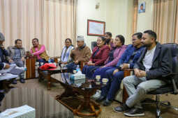 Nepali Communist Party Leaders Reach Election Commission for Party Registration