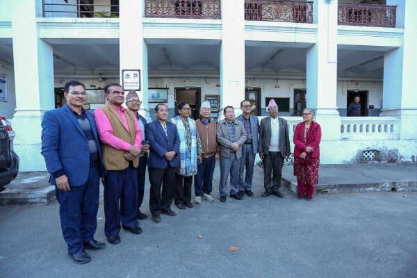 Nepali Communist Party Leaders Reach Election Commission for Party Registration