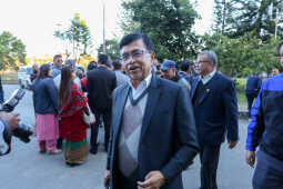 Nepali Communist Party Leaders Reach Election Commission for Party Registration