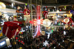 Christmas Eve Brings Festive Rush Across Kathmandu Valley Malls