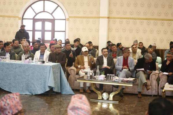 UML Chair KP Sharma Oli Holds Interaction Program with Editors in Koteshwor
