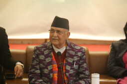 UML Chair KP Sharma Oli Holds Interaction Program with Editors in Koteshwor