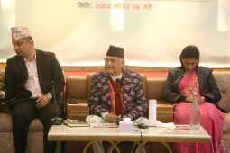 UML Chair KP Sharma Oli Holds Interaction Program with Editors in Koteshwor