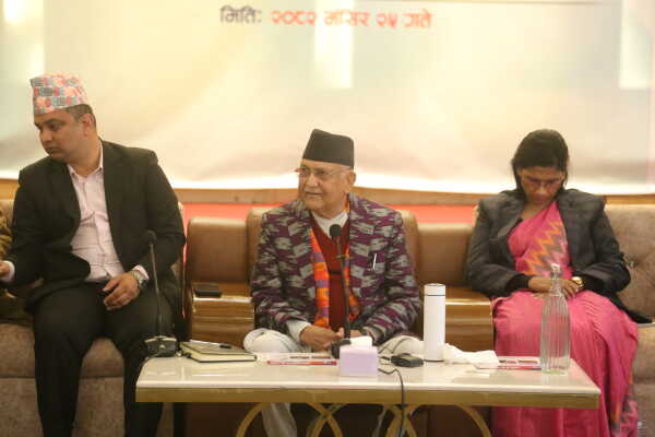 UML Chair KP Sharma Oli Holds Interaction Program with Editors in Koteshwor