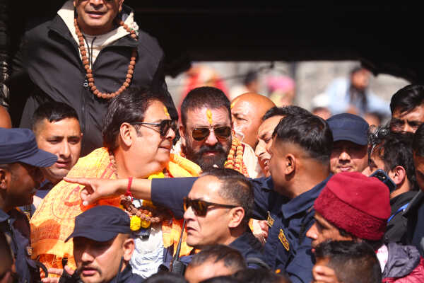 Bollywood Star Sanjay Dutt Visits Pashupatinath Temple in Kathmandu