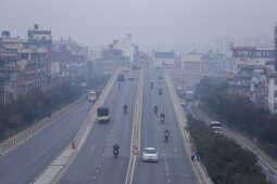 Cold and Overcast Weather Affects Daily Life in Kathmandu Valley