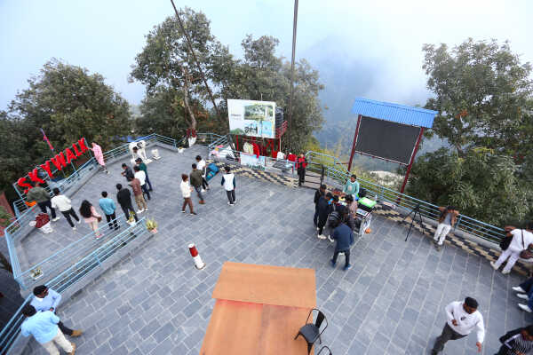 Skywalk in Bhedetar Sees Surge of Visitors on New Year 2026