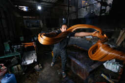 Tokha Sees Surge in Chaku Production Ahead of Maghe Sankranti