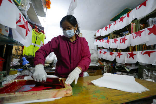 Flag Makers Busy Ahead of House of Representatives Election in Kathmandu