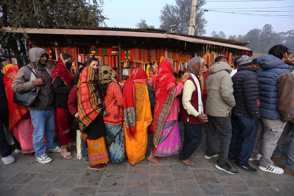 Thousands Gather at Pashupatinath for Maha Shivaratri Festival 2026