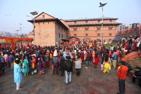 Thousands Gather at Pashupatinath for Maha Shivaratri Festival 2026
