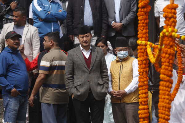 KP Sharma Oli Performs Last Rites of His Father Mohan Prasad Oli
