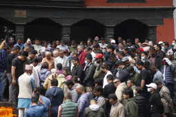 KP Sharma Oli Performs Last Rites of His Father Mohan Prasad Oli