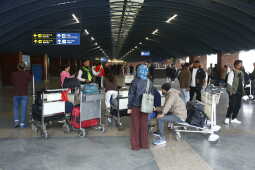 Nepali Migrant Workers Stranded as Middle East Flight Suspensions Continue