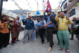 RSP Supporters Celebrate Outside Vote Counting Center in Kathmandu-8